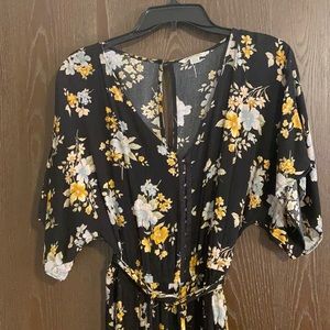 American Eagle jumpsuit, blue and yellow floral, tie waist, keyhole back, medium